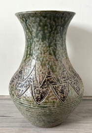 St. Joris Beesel vaas