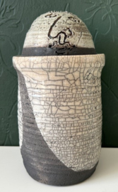 Kees Hoogendam raku dekselpot