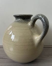 Schoonhoven plateel hengselkan kaki