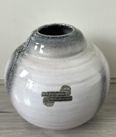 Schoonhoven plateel vaas decor Carla