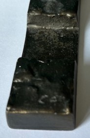 Corry Ammerlaan sculptuur verbronsd polsstokhoogpringer