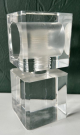 Notenkraker acrylaat