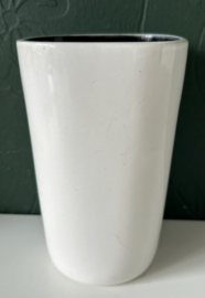 Fris Edam vaas wit-zwart no. 502
