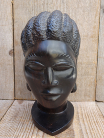 Houten sculptuur Afrikaanse vrouw