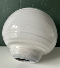 Schoonhoven plateel vaas witgrijs