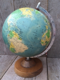 Rath staatkundige globe 1987