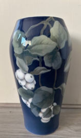 Royal Copenhagen vaas witte bessen decor
