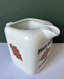 Arabia Four Roses porseleinen waterkan