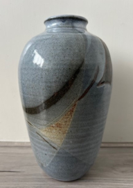 Geglazuurde vaas blauw abstract decor