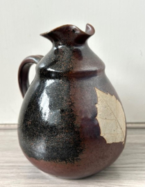 Steengoed kan met blad bruin antraciet