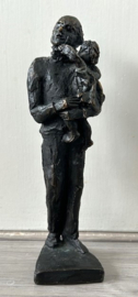 Astrid Koppen sculptuur brons Opa met kleinkind
