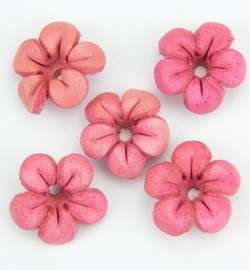 Real Leather Flower Lt. Pink 2 cm