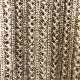 KFO - Waffle Sweater (Engelstalig) - Knitting For Olive