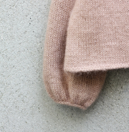 KFO - Audrey Cardigan (Engelstalig) - Knitting For Olive