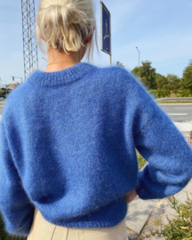PK - Stockholm Sweater V-neck - by PetiteKnit