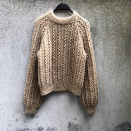 KFO - Waffle Sweater (Engelstalig) - Knitting For Olive