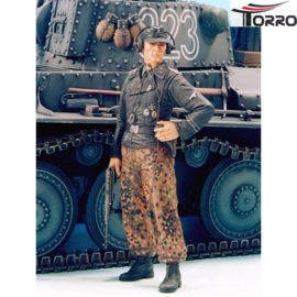 1/16  Figure German Tank Crewman