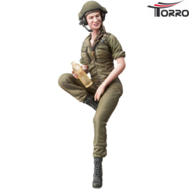 1/16 IDF Female Tank Soldier 1