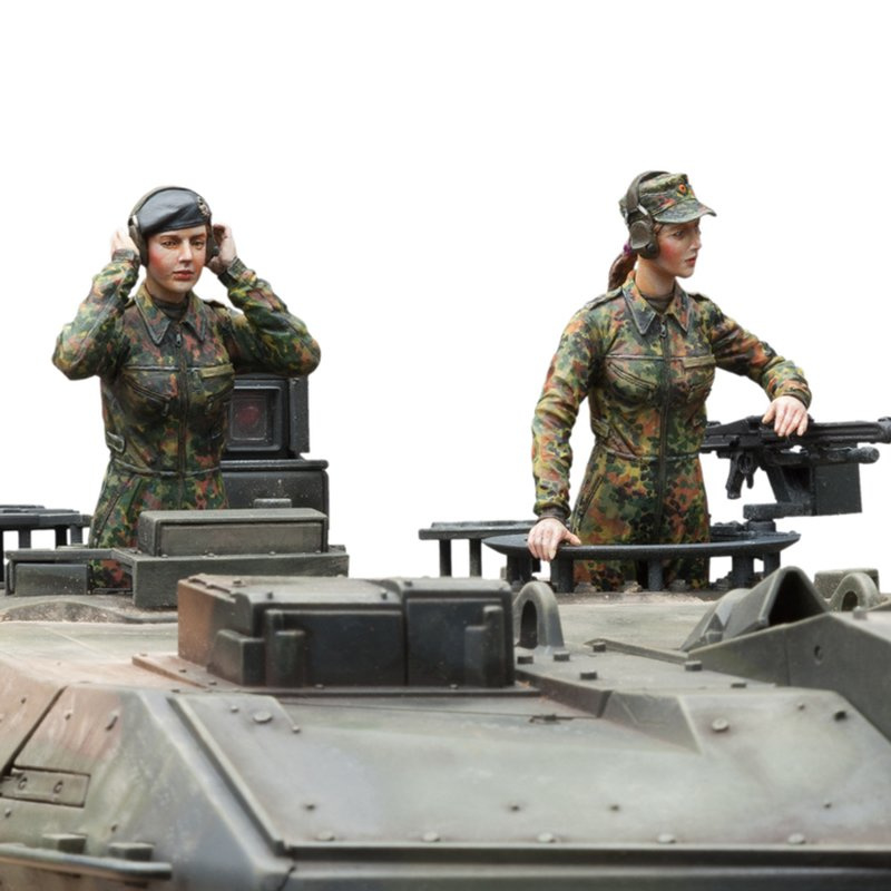 1:16 vrouwlijke Bundeswehr tankcrew, 2 figuren