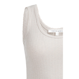 YAYA Geribd singlet met sierlijke hals rand