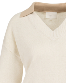 YAYA Zachte trui met V-hals contrasterende kraag en lange mouwen.