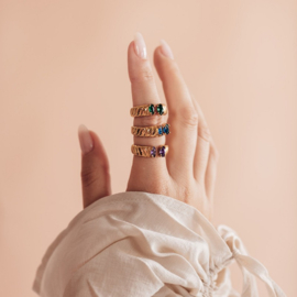 iXXXi Fame Adore emerald ring