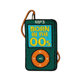 Born in the 00s embleem