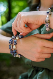 Armband blauwe bloem