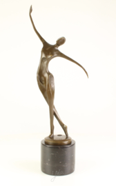 Gedetailleerd abstract dansende Bronzen vrouw