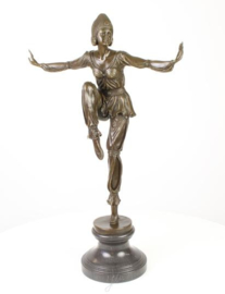 Bronzen beeld vrouw scheherazade (vertelster)