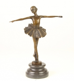 Bronzen beeld van ballet danseres