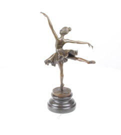 Gedetailleerd Bronzen ballerina