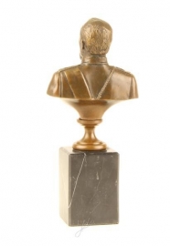 EEN BRONZEN BUSTE VAN MINISTER SERGEJ Y. WITTE