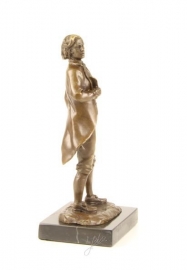 Bronzen beeld van mozart