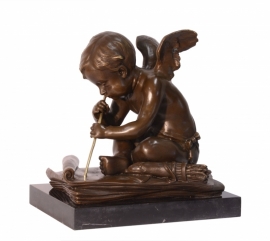 Bronzen beeld van Cupido