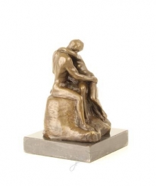 Bronzen beeld de kus van de Franse beeldhouwer Auguste Rodin