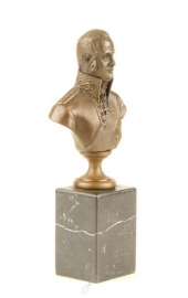 EEN BRONZEN BUSTE VAN ADMIRAAL USCHAKOW