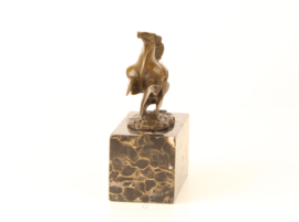 Bronzen abstracte beeld van een paard