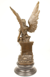 Bronzen beeld Minerva