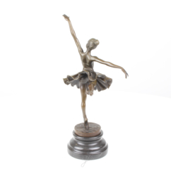 Gedetailleerd Bronzen ballerina