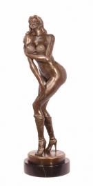 Erotisch Brons Beeld van een Pin-Up Girl: