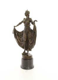 art deco bronzen beeld van een danseres
