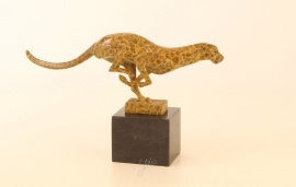 Bronzen  beeld rennende poëma