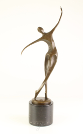 Gedetailleerd abstract dansende Bronzen vrouw