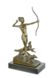Bronzen beeld genaamd de laatste pijl
