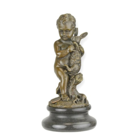 Bronzen Beeld van een Kleine Jongen met Konijn