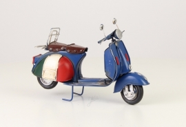 Vespa scooter van blik