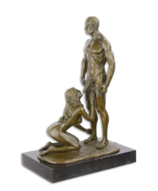 Erotische bronzen beeld van een vrouw orale seks