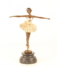 Bronzen beeld van balletdanseres