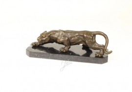 Bronzen beeld van een Panther gehurkt